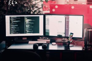 desktop-computers-screens-1245714-300x199.jpg